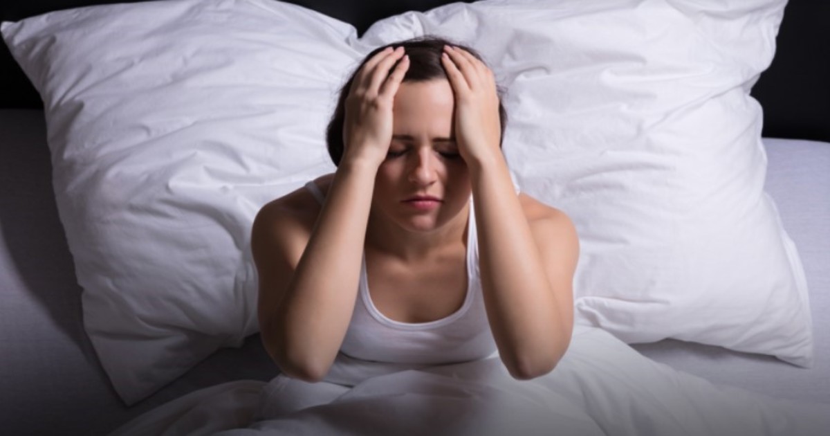 Por qué la ansiedad ataca en la madrugada: la explicación de una psicóloga