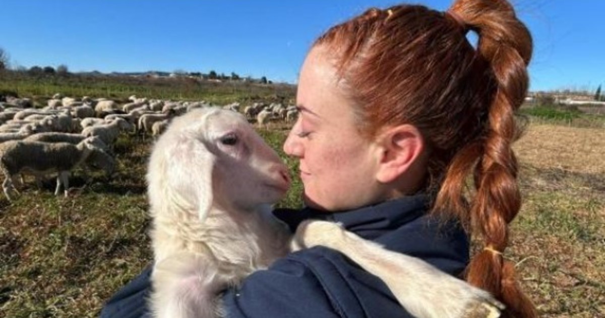 A los 26, ella eligió el campo: jornadas de 15 horas y una felicidad que muchos no entienden
