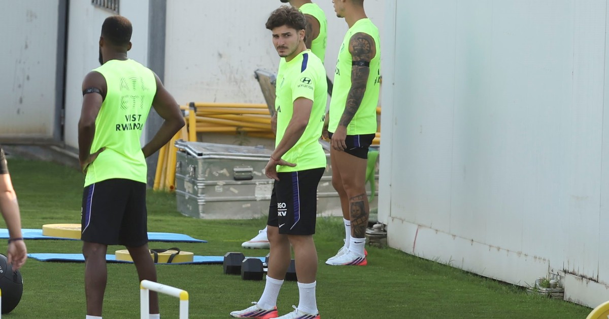 Julián Álvarez, entre la ansiedad y la ilusión en su primera semana como colchonero