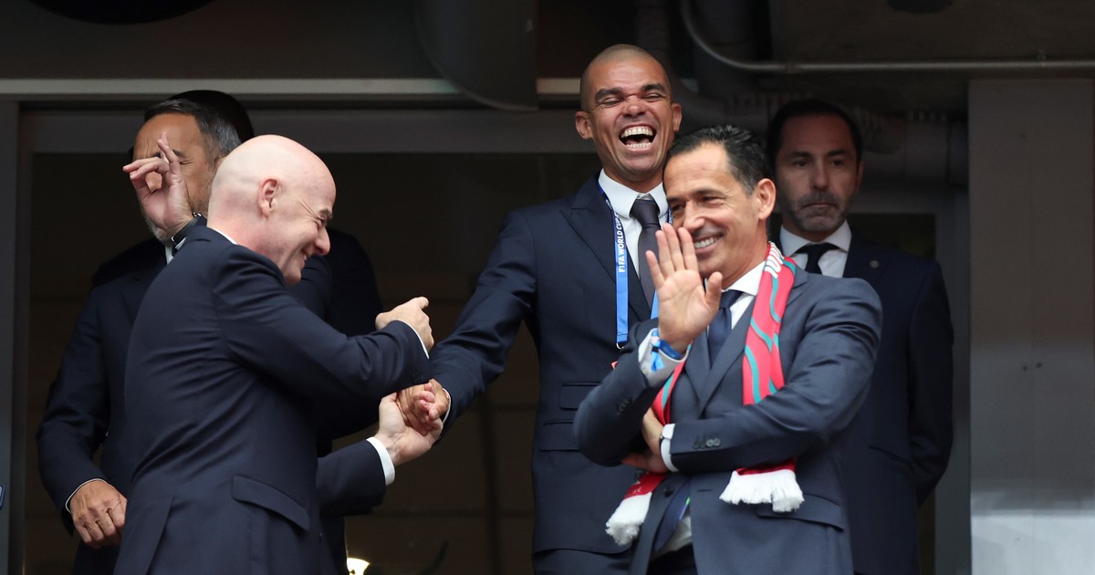 Portugal le apunta a Infantino: 'Pone en tela de juicio el funcionamiento de la FIFA'
