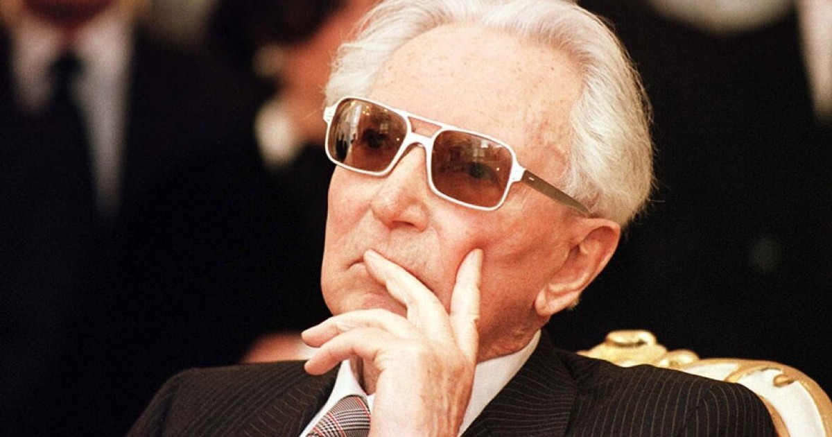 Viktor Frankl: la vida no se vuelve insoportable por las circunstancias, sino por falta de propósito