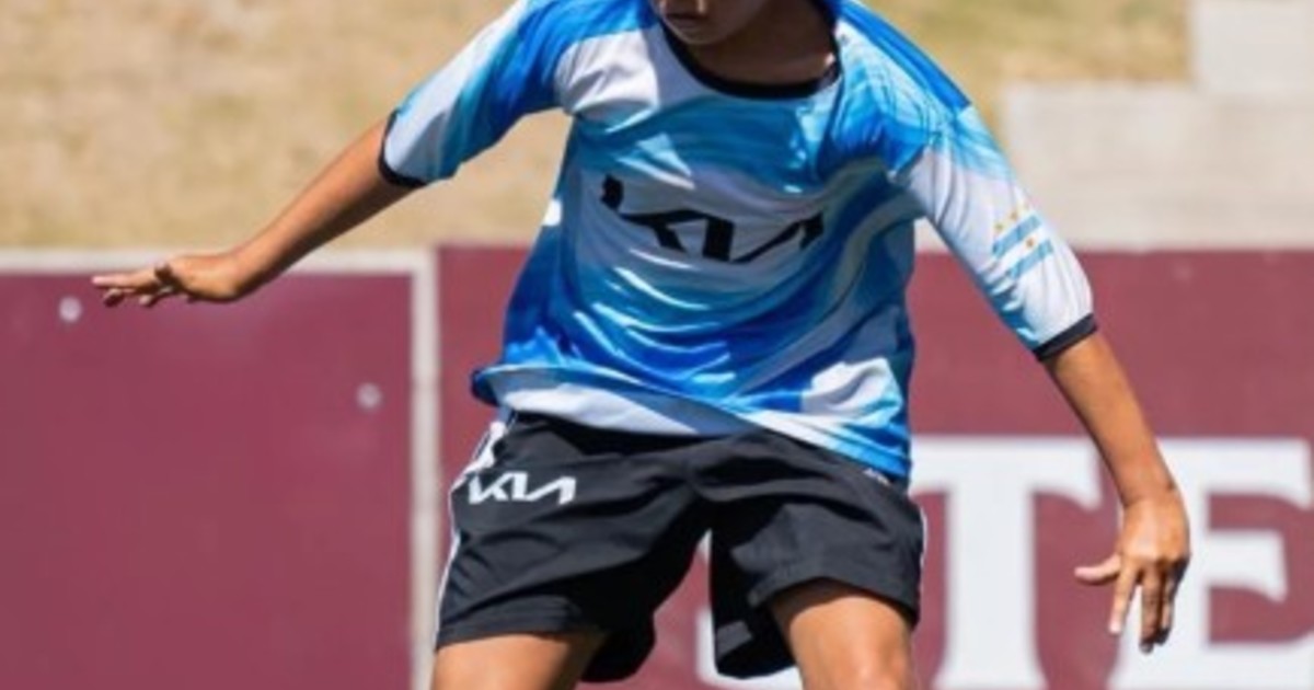 Un joven de La Plata será el encargado de llevar la pelota en el Argentina-Suiza por el Mundial 2026