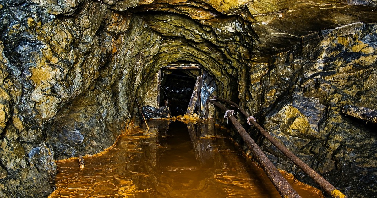 Bacterias de una ex mina de uranio podrían limpiar aguas radiactivas
