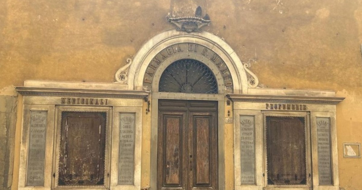 El elixir de los frailes: un tónico de farmacia que anticipó la gaseosa más famosa