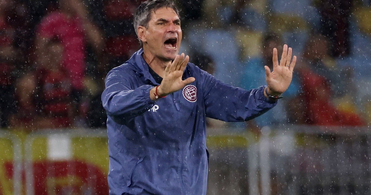 Lanús recibe a Cienciano en la Sudamericana: hora, TV y formaciones