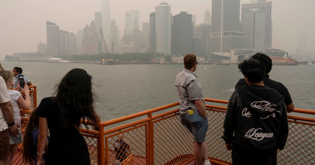 Humo de incendios en Canadá afecta a Nueva York y complica entrenamiento de la Selección