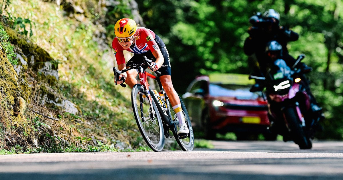 Polémica en el Tour: ¿los corpiños con relleno dan ventaja ilegal?