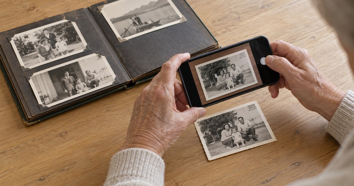 Del álbum al celular: cómo rescatar las fotos familiares sin perder la memoria en el intento