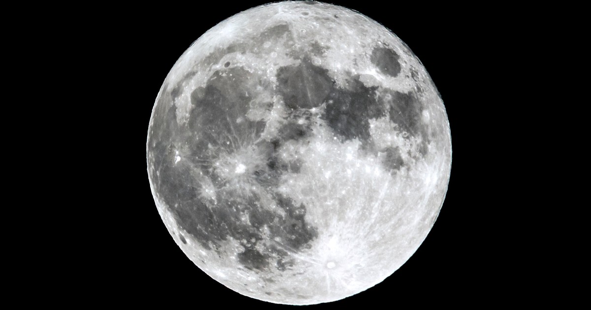 Luna: el satélite que nos mira y la ONU celebra