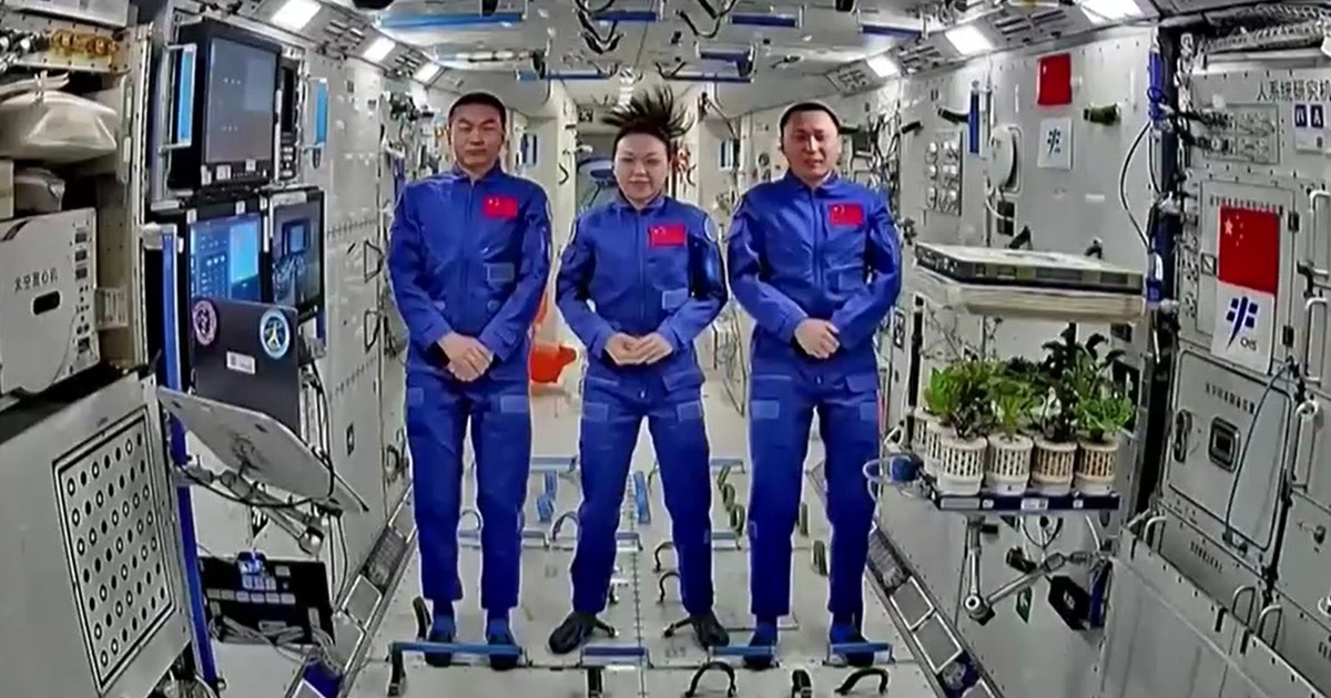 Clase en órbita: astronautas de Tiangong dieron una lección virtual a más de 200 estudiantes
