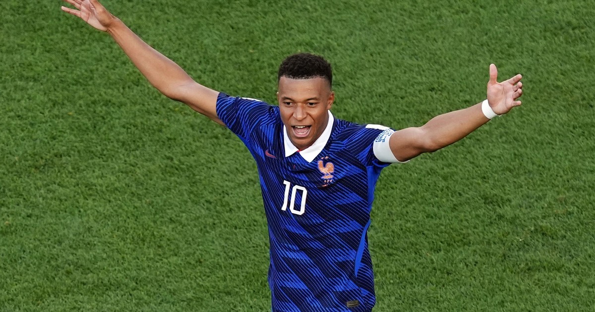 Mbappé respondió con dureza a una senadora paraguaya que hizo comentarios racistas