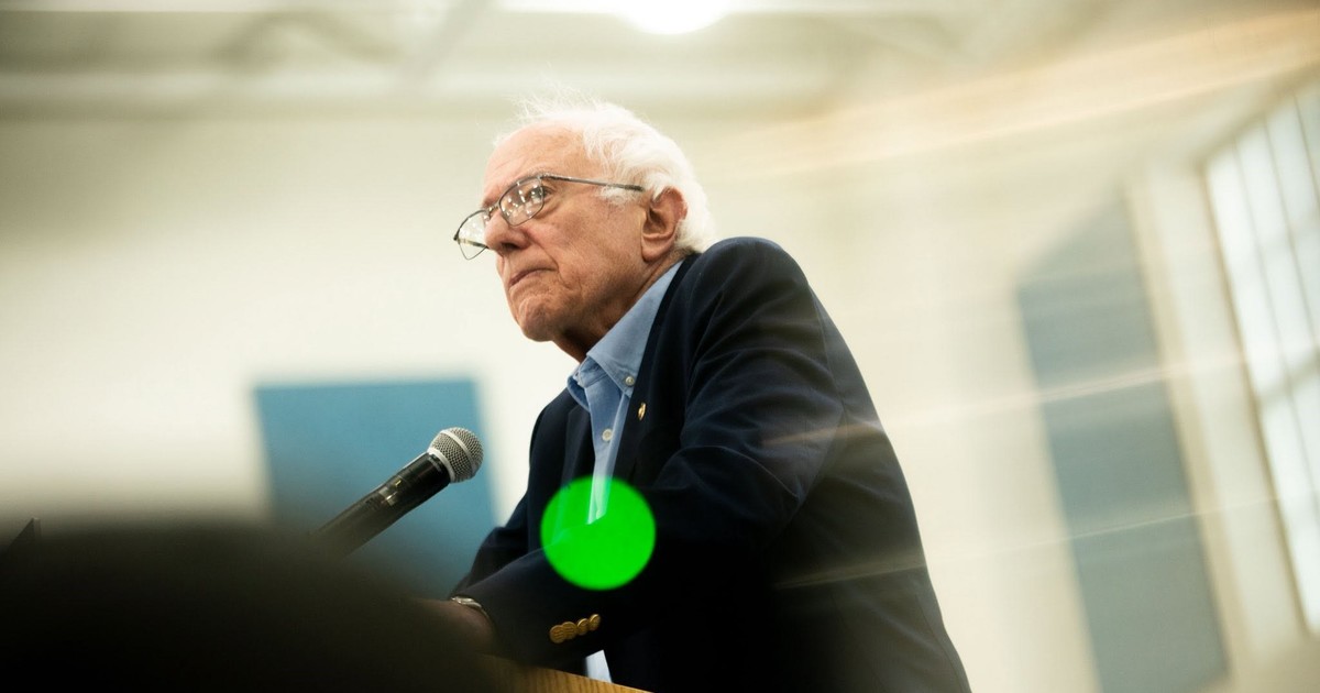 Bernie Sanders a los gigantes de la IA: 'Basta de máquinas que se nos escapen de las manos'