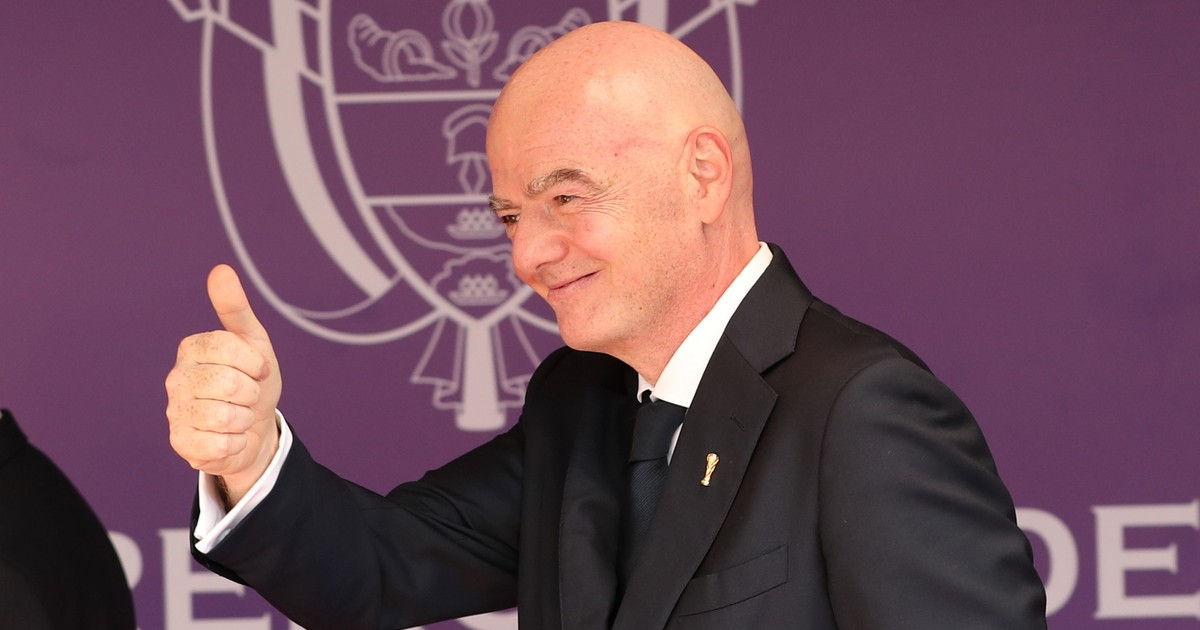 Infantino suma respaldos árabes en plena pulseada por la FIFA