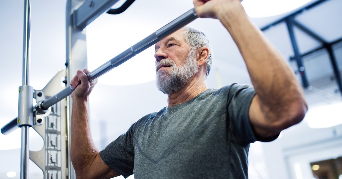 Cómo empezar a entrenar a los 60: la combinación de remo y cinta que recomienda un especialista