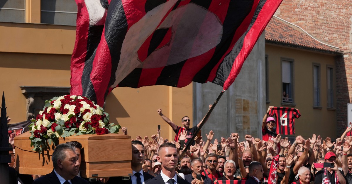 Milan despidió a Franco Baresi en un funeral multitudinario