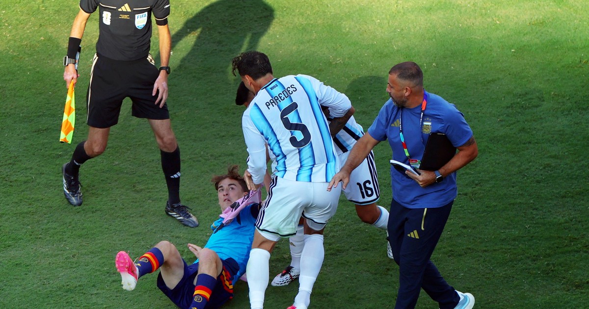 Gavi minimiza la agresión de Paredes: "Es parte del fútbol"