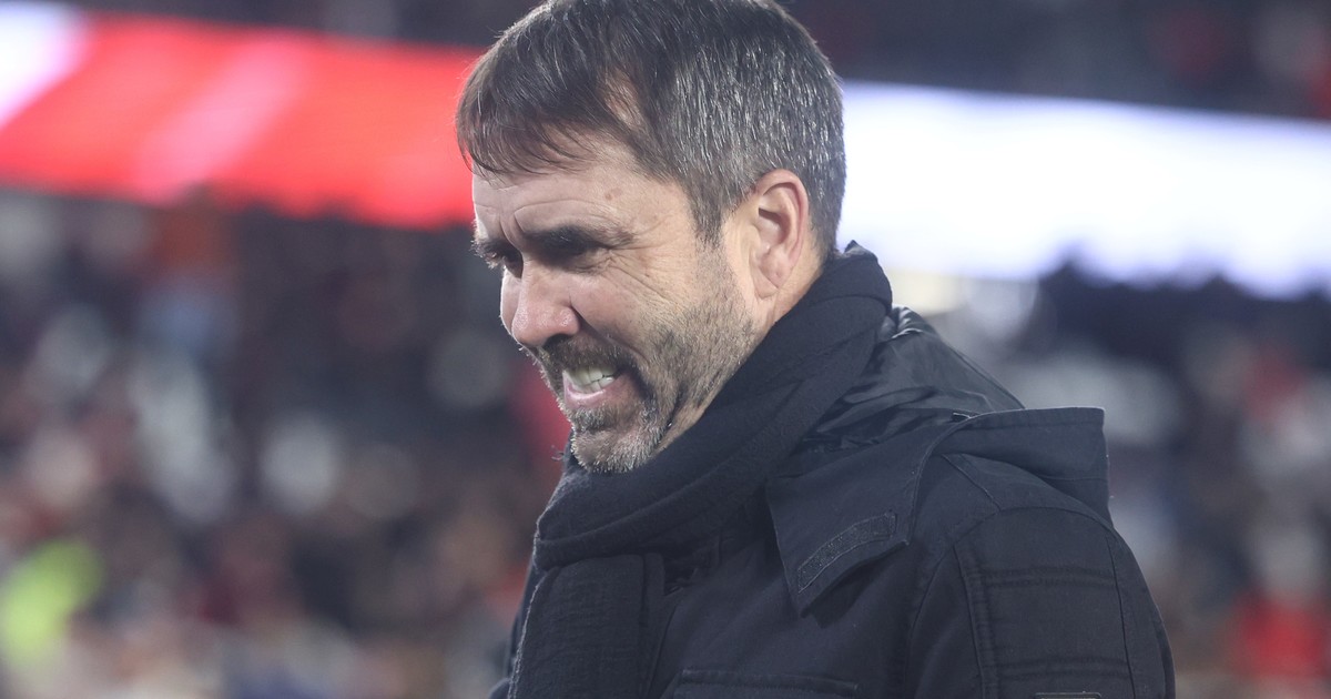 Coudet, sin filtro tras la eliminación de River: 'Lo de hoy fue un papelón'