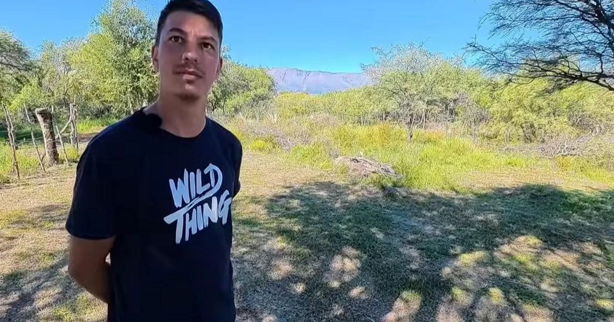 De la comodidad urbana a la casa de barro: la historia de Mauricio que inspira a vivir más lento