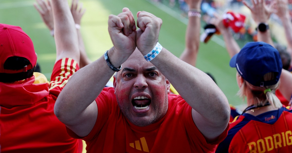 Polémica en San Mamés: el gol anulado a Williams desata el reclamo contra Infantino