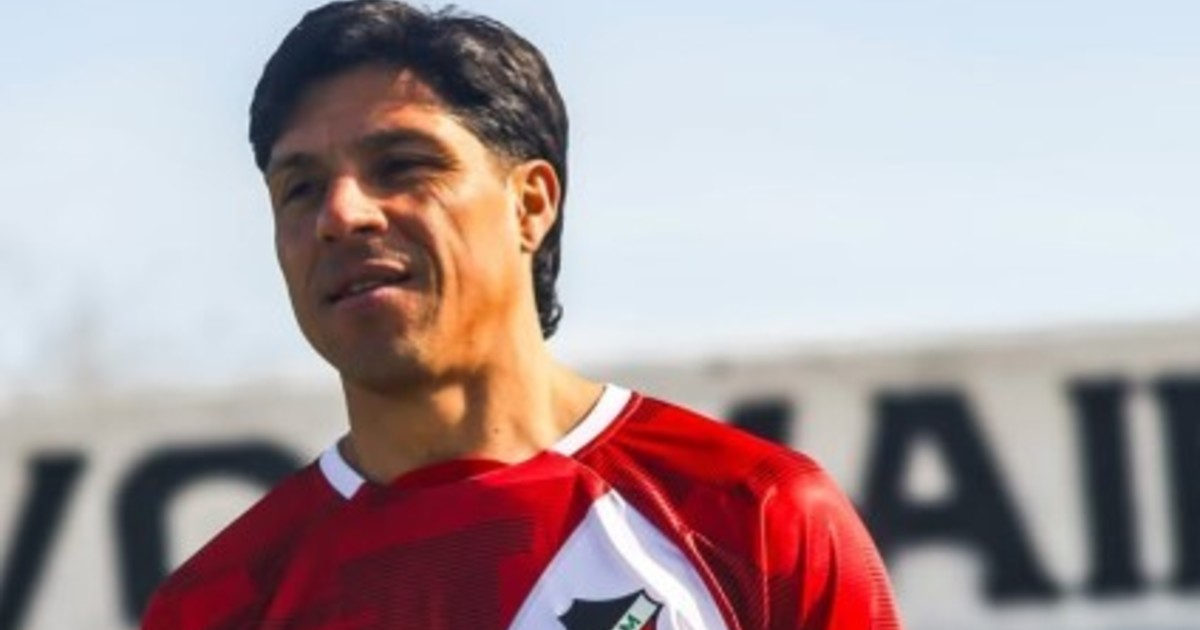 Enzo Pérez, expulsado en la Primera Nacional: polémica con el árbitro y bronca en Maipú