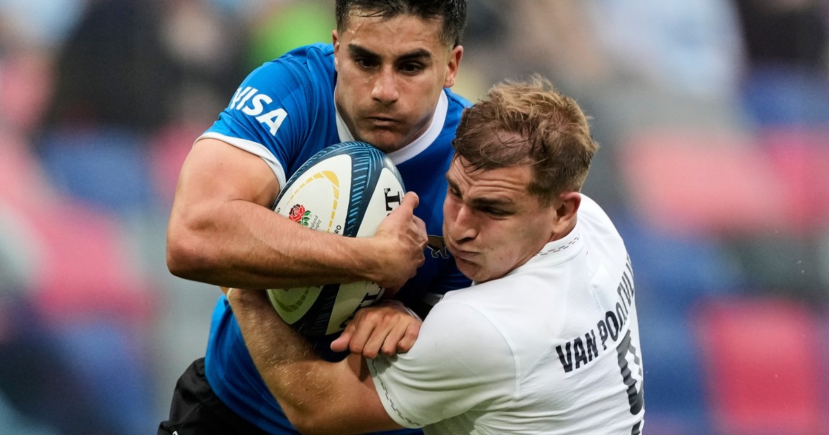 Dura sanción para Albornoz y un mensaje a Los Pumas: al árbitro ni se lo mira