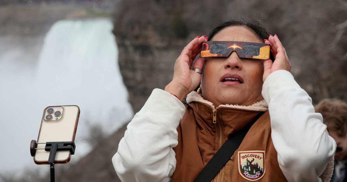 Eclipse solar: la advertencia del oftalmólogo sobre los riesgos de mirar sin protección