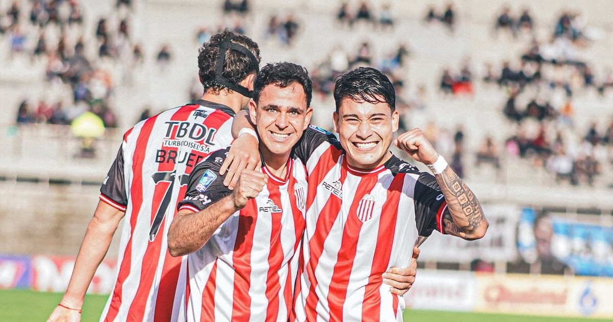 Gimnasia vs. Barracas: el líder visita La Plata con puntaje ideal