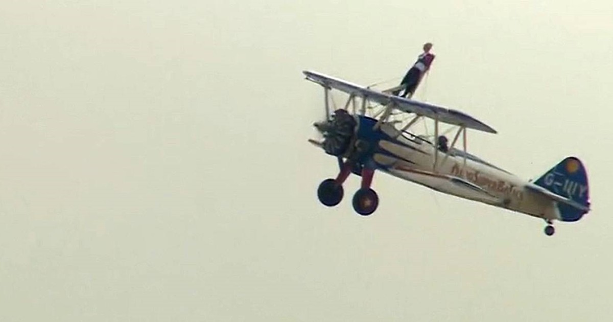 A sus 97 años, Betty Bromage volvió a volar sobre un avión y rompió su propio récord Guinness