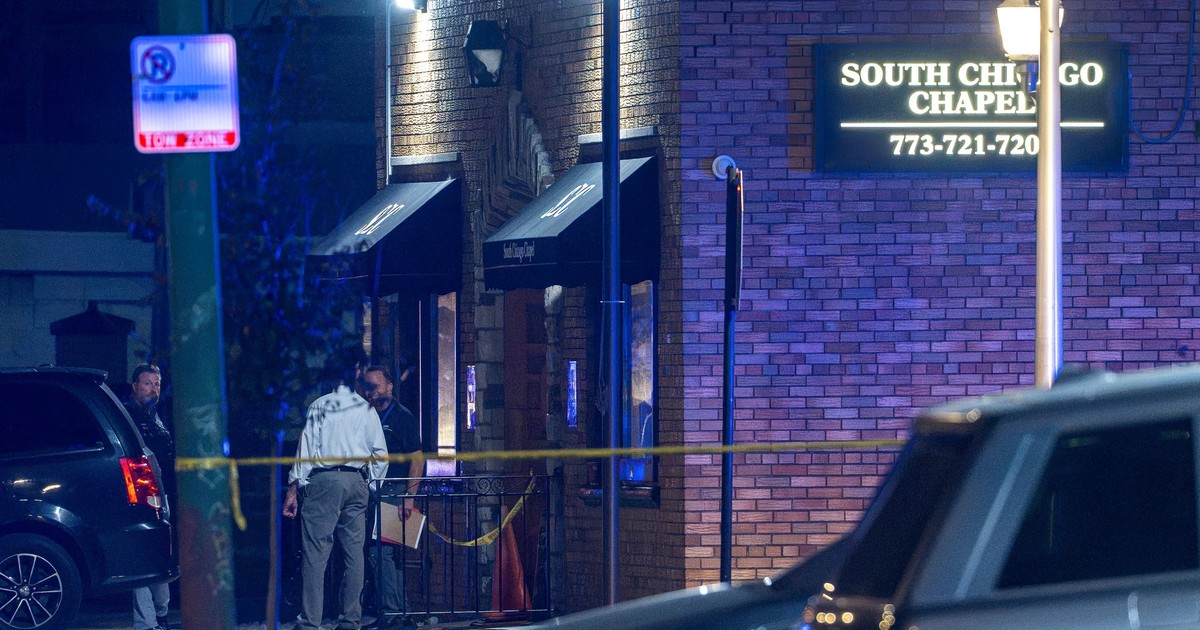 Escándalo en Chicago: hallan más de 50 cuerpos en descomposición en una funeraria