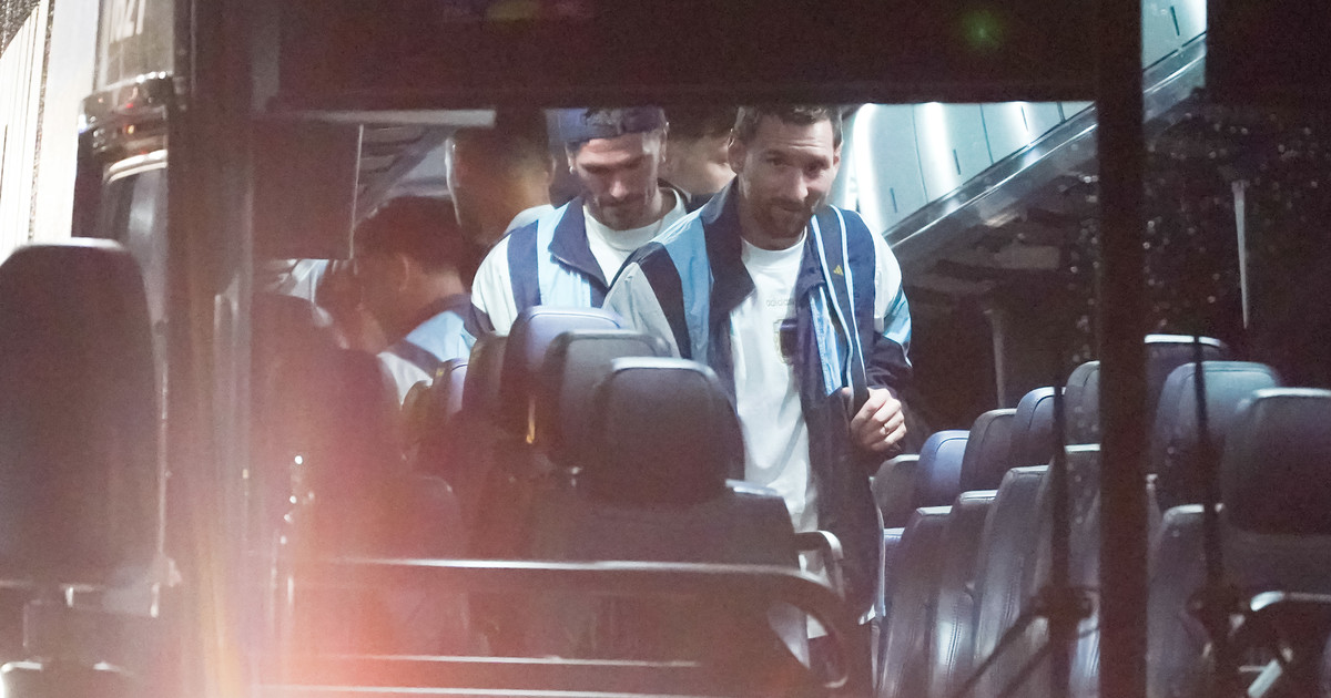 Tormenta eléctrica retrasó el vuelo de la Selección Argentina a Atlanta