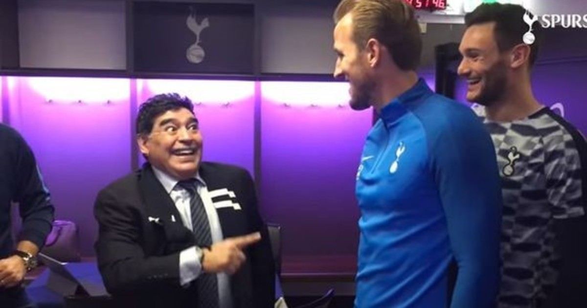 El consejo olvidado: Maradona le enseñó a Kane a definir en 2017