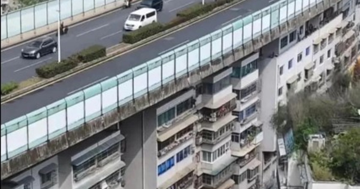 La autopista fantasma: viviendo bajo el rugido del tráfico