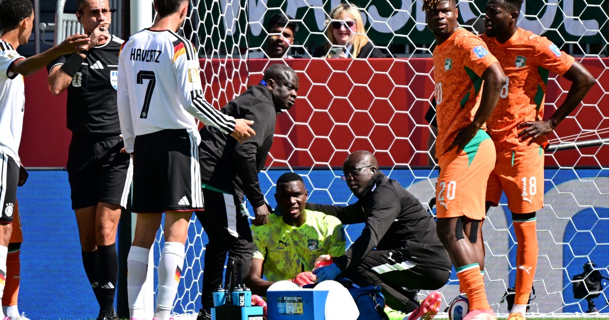 El fútbol inglés probará una regla para frenar las lesiones fingidas de los arqueros