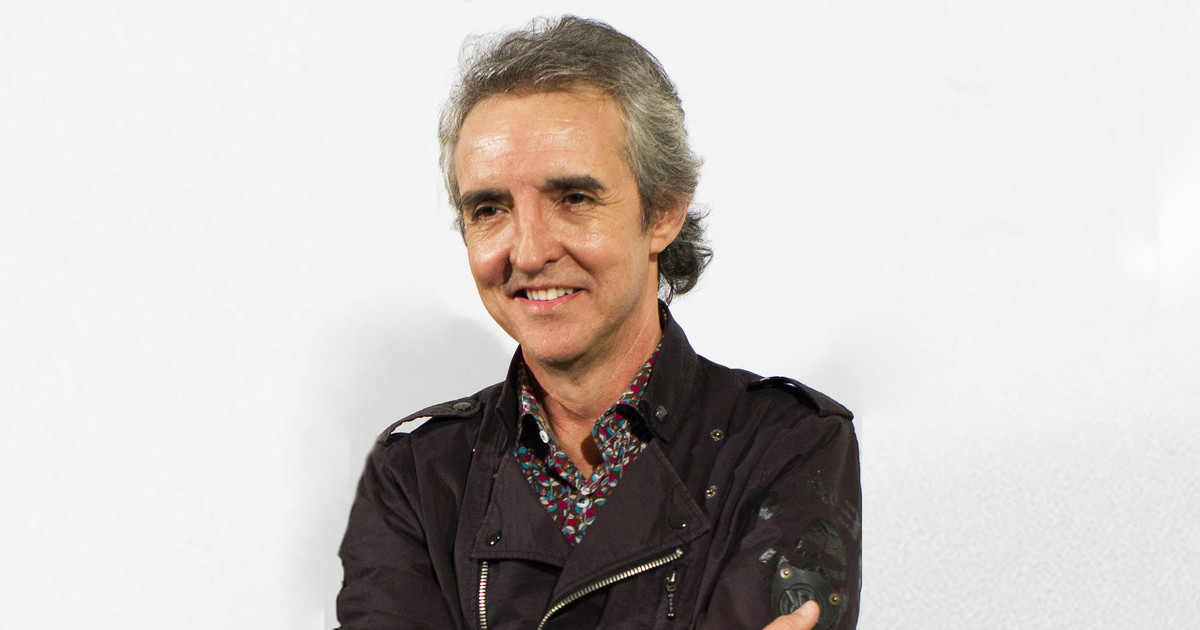 Ramoncín, el punk que nació en un taxi y creció entre libros