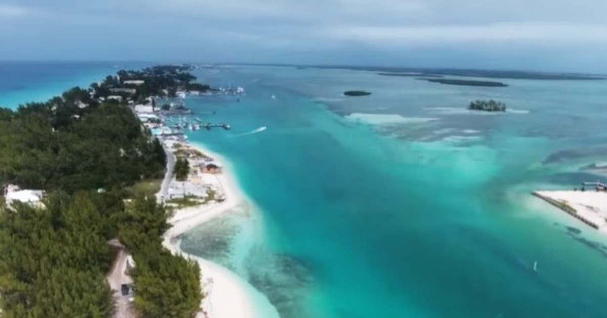 Una madre británica murió en Bahamas tras rescatar a sus dos hijos del mar