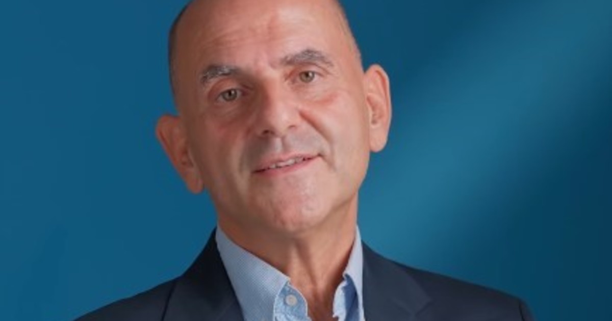 Alberto Pellai: “Hoy los conflictos familiares surgen por el uso de dispositivos digitales”