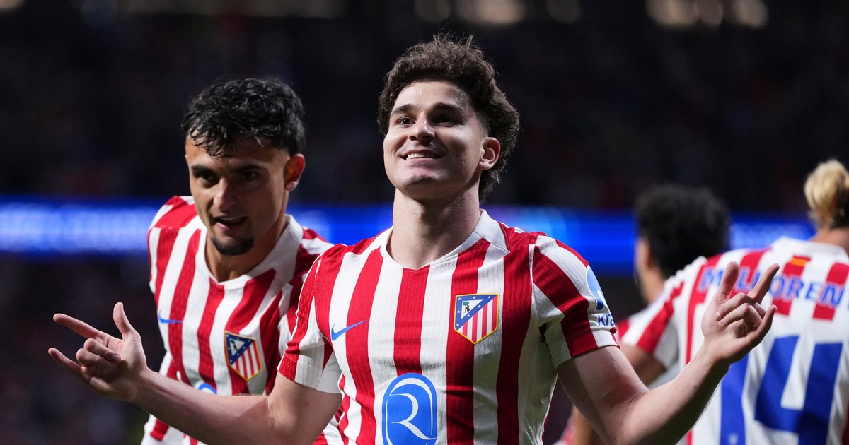 Atlético de Madrid cierra la puerta a una salida de Julián Álvarez: 'No vamos a aceptar ofertas'