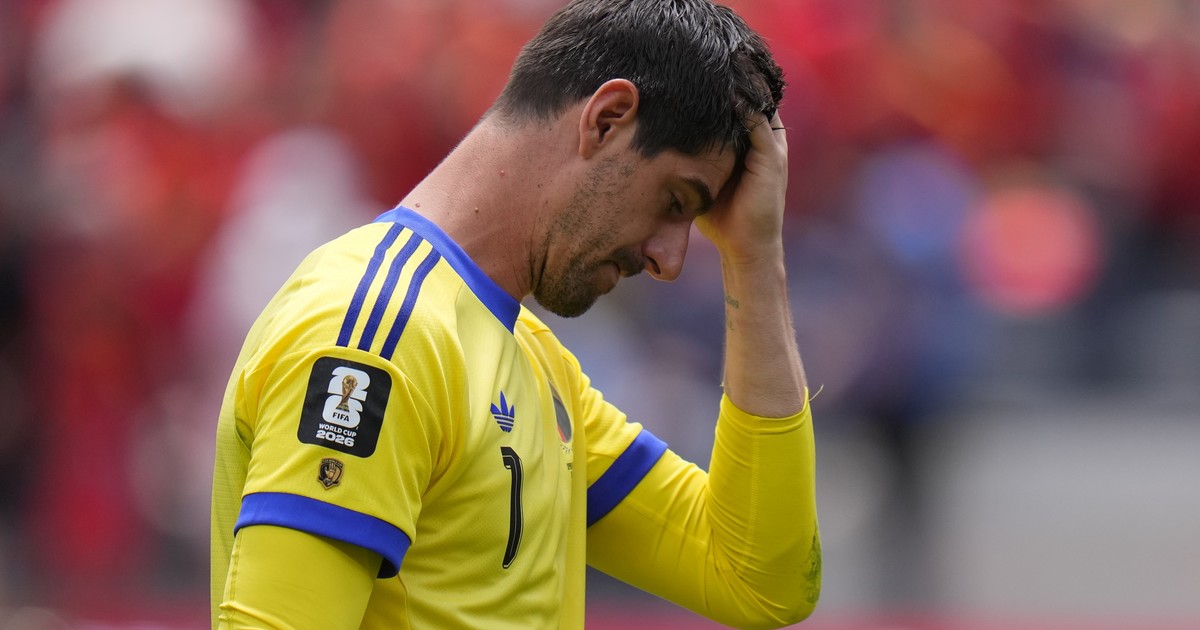 Courtois: "Quería seguir, pero el DT decidió sacarme"