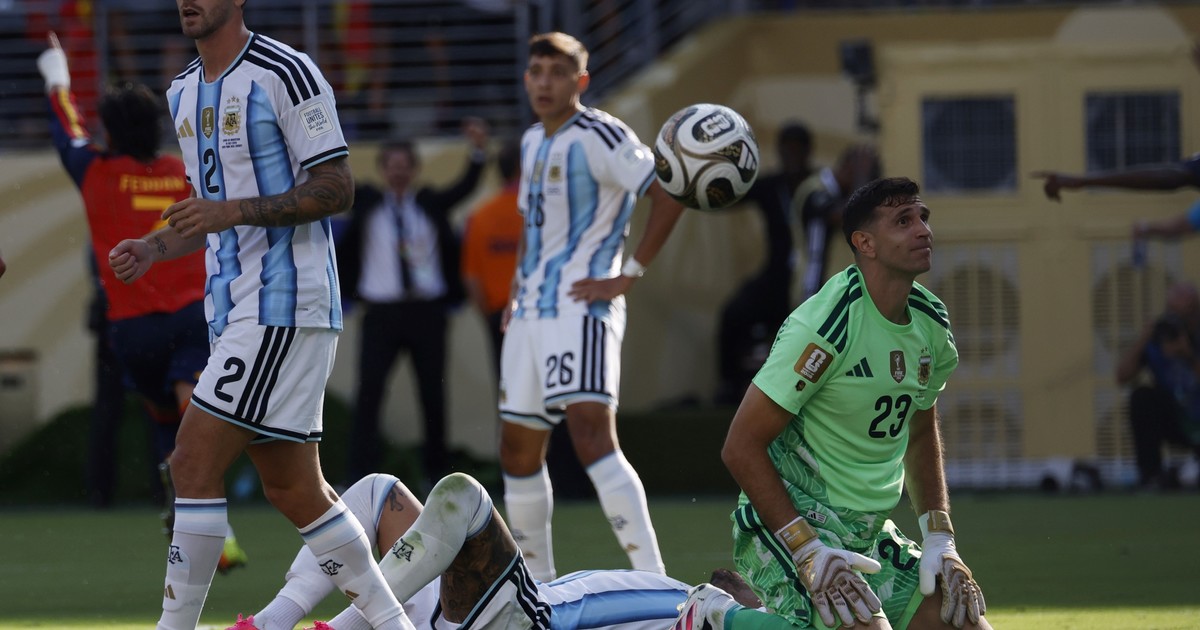 Dibu Martínez y Tagliafico, los héroes de Argentina en la final del Mundial 2026