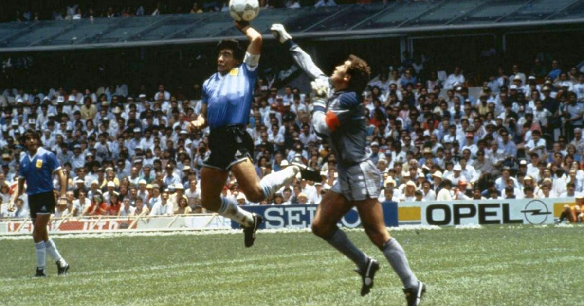 El VAR y los Mundiales: 10 jugadas que habrían cambiado la historia del fútbol