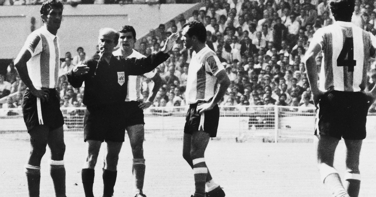 Murió Antonio Ubaldo Rattín: la leyenda de Wembley que desafió a la Reina